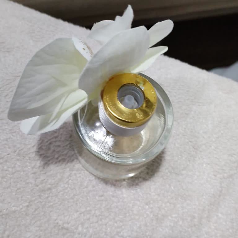 Fueestore.com Kolonya Şişelerini Kapaksız Yolladılar!