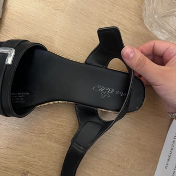 Art Bella Marka Sandaletin Hızla Yıpranması Ve Garanti Sorunu!