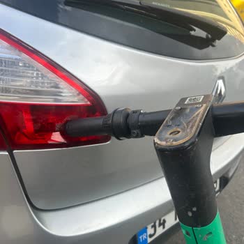 Martı Çarpması Sonrası Hasar