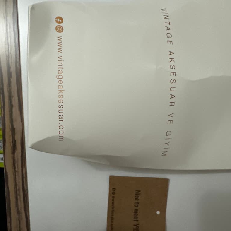 Vintage Aksesuar Ve Giyim Alışverişinde Büyük Hayal Kırıklığı