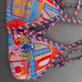 Versamall. Store (Instagram) Bikini Alma Sorunu