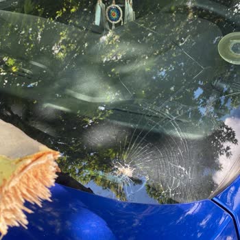 Renault Gülpar Kayseri Servisindeki Cam Değişim Süreci Mağduriyeti