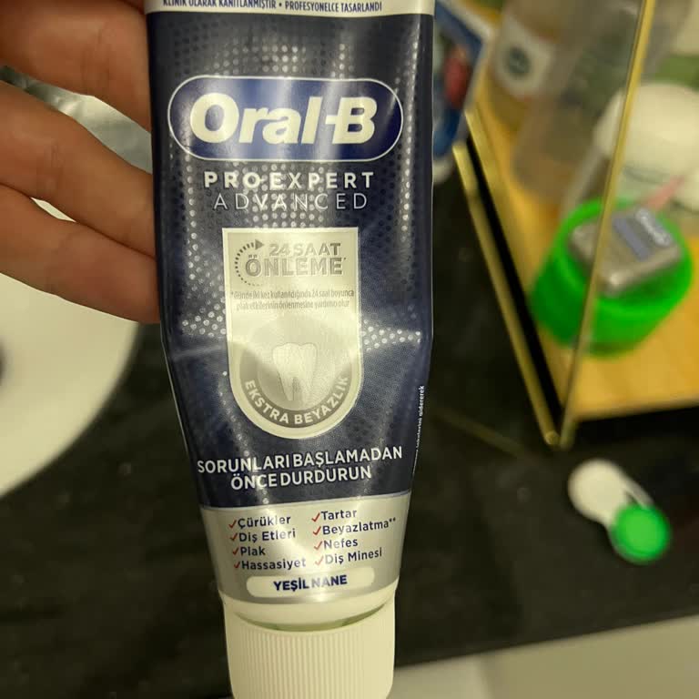 Oral B Proexpert Diş Macunu