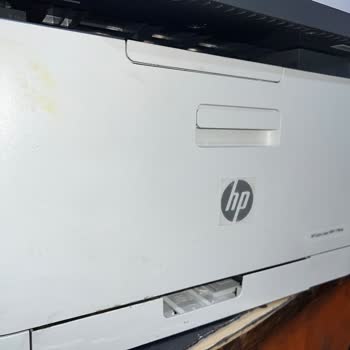 HP Onarım Merkezinde Cihazların Kontrolsüz Alıp Müşteriyi Suçlamaları