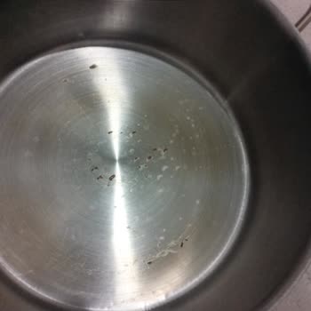 Kırıkkale Şımarık Avm Küflü Tencere