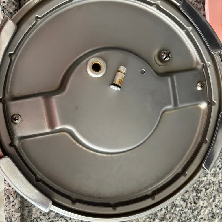 Emsan Montana Düdüklü Tencere Kapağı Problemi