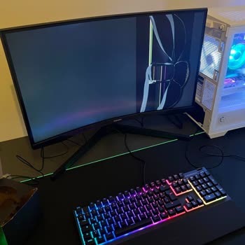 Sinerji Bilgisayar'dan Alınan Kırık Monitör Ve Sorunlu İade Süreci