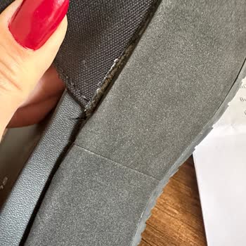 Calvin Klein Marka Ürün Kalitesizliği, Ürünlerinin Arkasında Durmaması