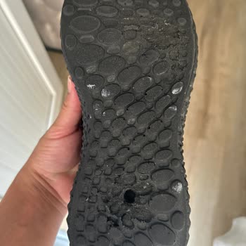 Slazenger Spor Ayakkabı Delindi