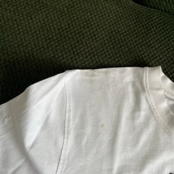 Boyner-Calvin Klein T-shirt Aldık Hatalı Geldi