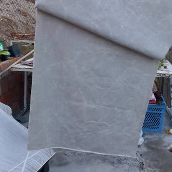 Halıca Mağazası Yırtılan Halının Arkasında Durmadı