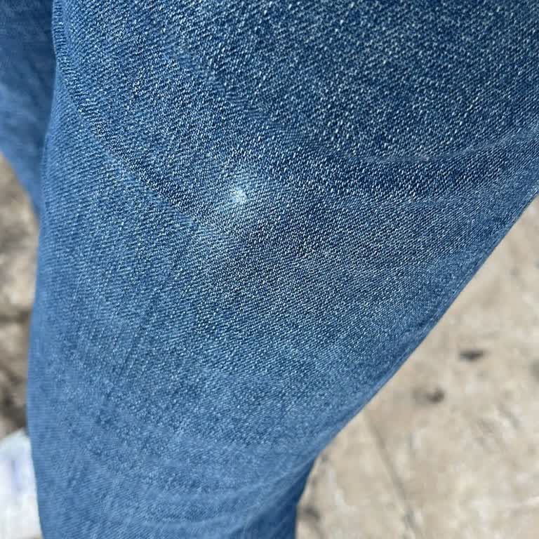 Mavi Den Alınan Çöp, İşe Yaramaz, Kot Pantolon