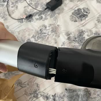 PHILIPS Ev Aletleri Philips Süpürge Ortadan Kırıldı