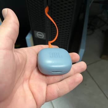 Aztek Teknoloji JBL WAVE300 Tws Şarj Olmuyor