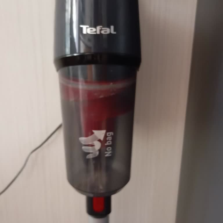 Tefal X-pert Dikey Şarjlı Süpürge Kırıntı Çekmiyor