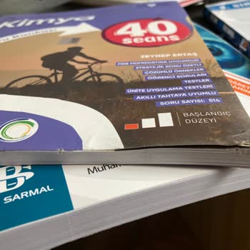 İşler Kitabevi Defolu Kitaplar Ve Kötü Müşteri Hizmeti Deneyimi