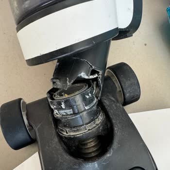 Yurtiçi Kargo Garantili Elektronik Süpürgemizi Kırdı