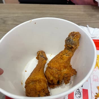 KFC Maltepe Park Av