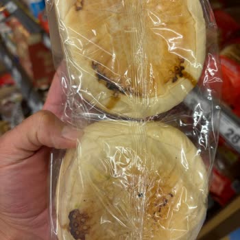 Şok Marketler Şok Tamköy Gurme Kanepe Markalı Küflü Ekmek Satıyor