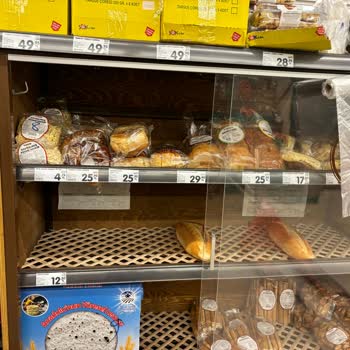 Şok Marketler Şok Tamköy Gurme Kanepe Markalı Küflü Ekmek Satıyor