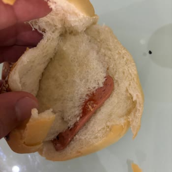 Şok Marketler Şok Tamköy Gurme Kanepe Markalı Küflü Ekmek Satıyor