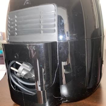 C. Y. Y Teknoloji Kırık Airfryer!