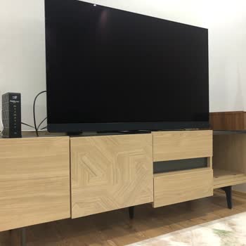 Enza Home 7 Aydır Kurulum Yapılamayan TV Ünitesi...