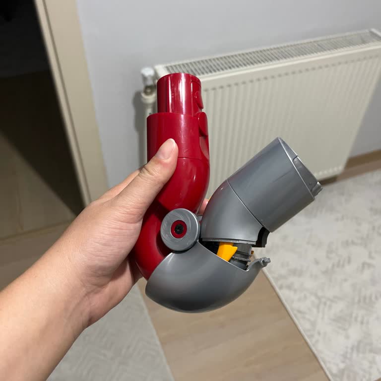 Dyson Mobilya Altı Aparatı