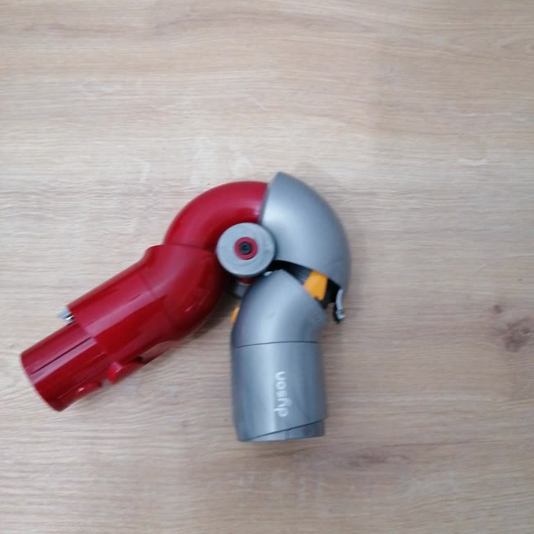 Dyson V12 Şikayeti Mobilya Altı Adaptörü