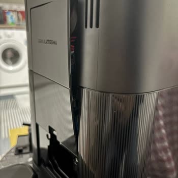 Nespresso Servise Giden Makineyi Tamir Etmeyip Yeni Arızalar Çıkardı