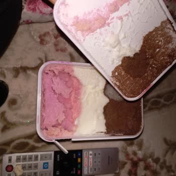 A101 Freedo Vini Çilek Kakao Vanilya Dondurma Çok Kötüydü