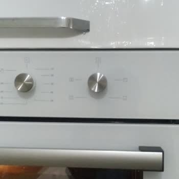 Kumtel Fırın Aldım Buhar Kaçağı Var Dolaplar Islanıyor Çözen Yok