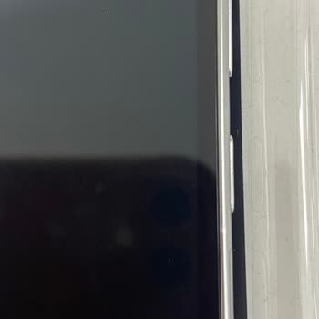 Compré un Samsung A34 5G defectuoso en Media Mark