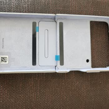 Samsung Z Flip Funda de Cuero Cambio de Color - Garantía Rechazada