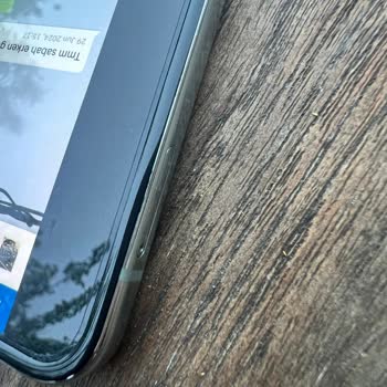 Samsung Z Flip 5 Problema de Píxel Muerto