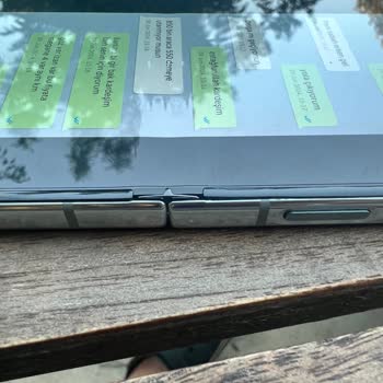 Samsung Z Flip 5 Problema de Píxel Muerto