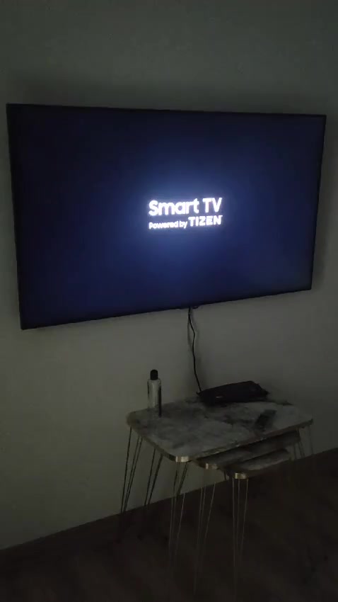 Samsung 55TU8500 TV se apaga y enciende solo después de la garantía Portada de vídeo