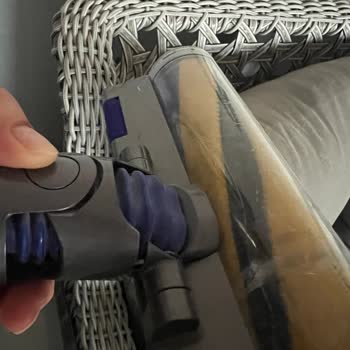 Mis Accesorios de Dyson V15 se Rompieron, Servicio al Cliente Pide Pago