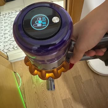 Dyson V15 Detect Absolute se Apaga—Servicio Instaló Piezas de Modelo Inferior