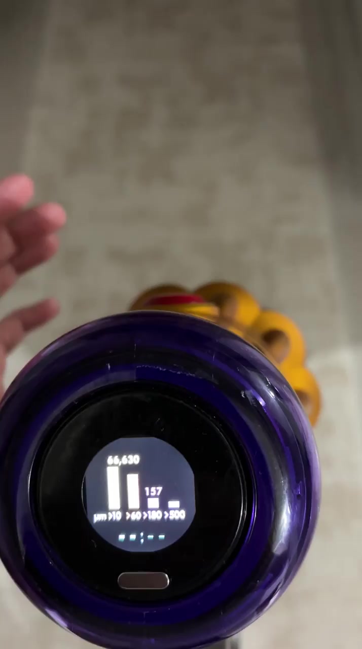 Mi Dyson V12 se detiene intermitentemente—Atención al cliente inútil Portada de vídeo