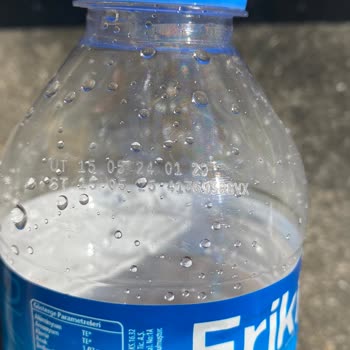 Erikli 0.5LT' Pet Şişe Ağır Plastik Kokusu Ve Plastik Tat