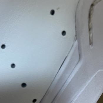 3 Haftalık Ayakkabıda Yapışkan Açılmaları Adidas
