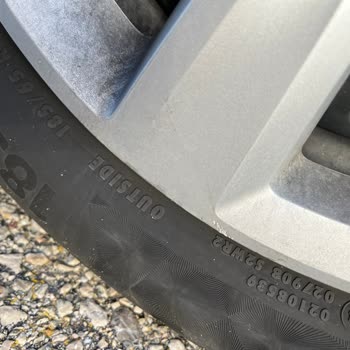 Garenta Araçlar Kaskosuz Ve Söylenmiyor