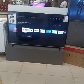 Taşpınar Alışveriş Merkezleri Teşhirde Bulunan Televizyon İle Gönderilen Televizyon Farklı