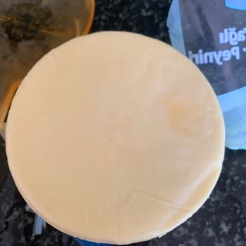 BİM STT Geçmediği Halde Bozuk Çıkan Kaşar Peyniri