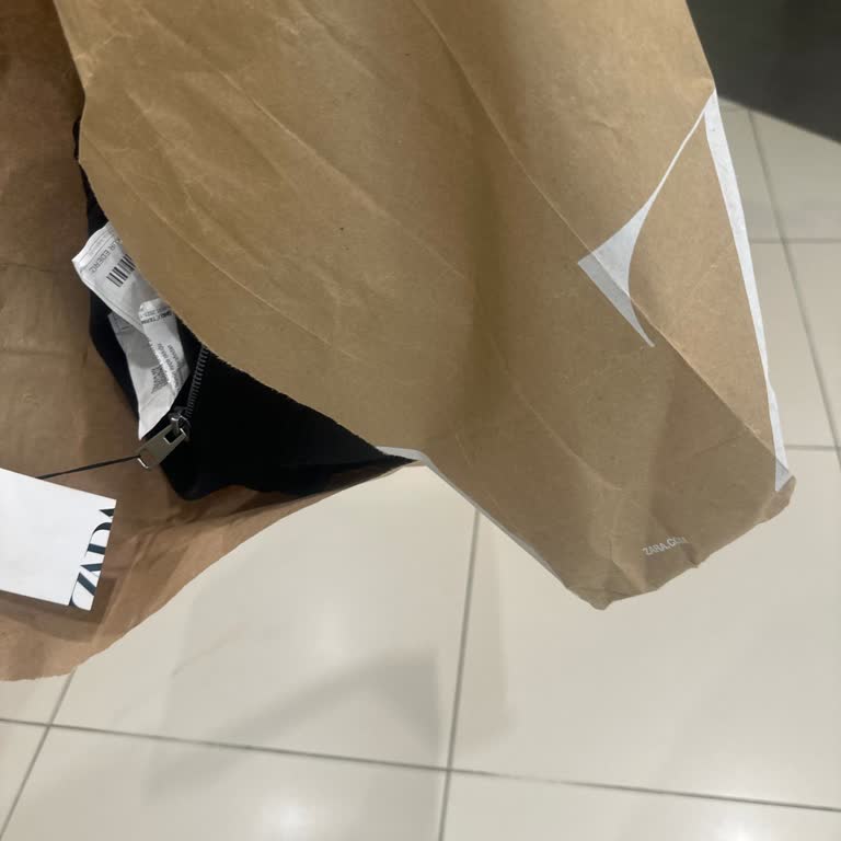 Zara Paladyum Müşteri Temsilcisi Tavrı