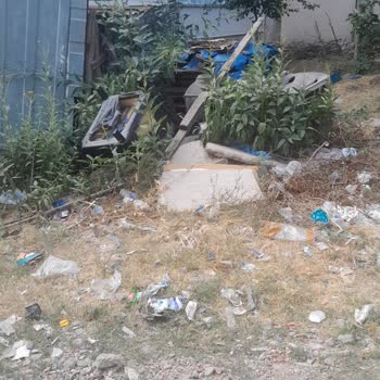 Osmangazi Belediyesi Çevre Temizliği Ve Mal Sahibinin Bulunup Bölgesini Çevirmesini