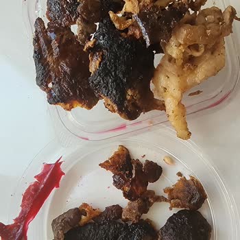 Köfteci Yusuf'tan Döner Sipariş Verdik, Yerine Yağ Ve Yanmış Et Geldi.