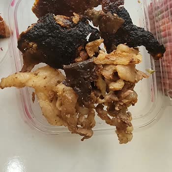 Köfteci Yusuf'tan Döner Sipariş Verdik, Yerine Yağ Ve Yanmış Et Geldi.