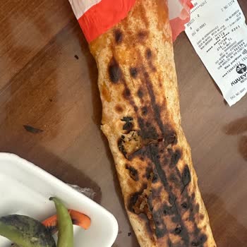 Mahsun Usta Sipariş Pişmanlığı. Lavaşı Yanmış Parça Pinçik Olmuş Dürüm